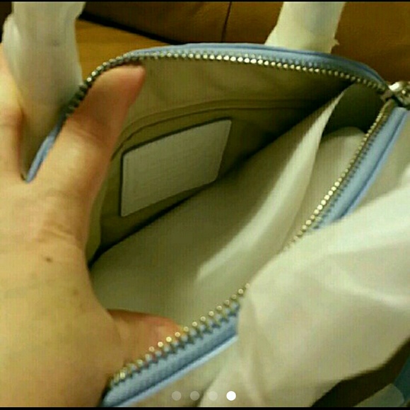 Genuine Coach Leather Hand/Shoulder Bag NWT - Picture 4 of 8